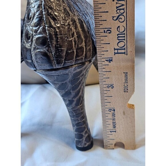 Talbots Womens Gray Crocodile Print Textured Platform Pumps Size 7B - Picture 10 of 10